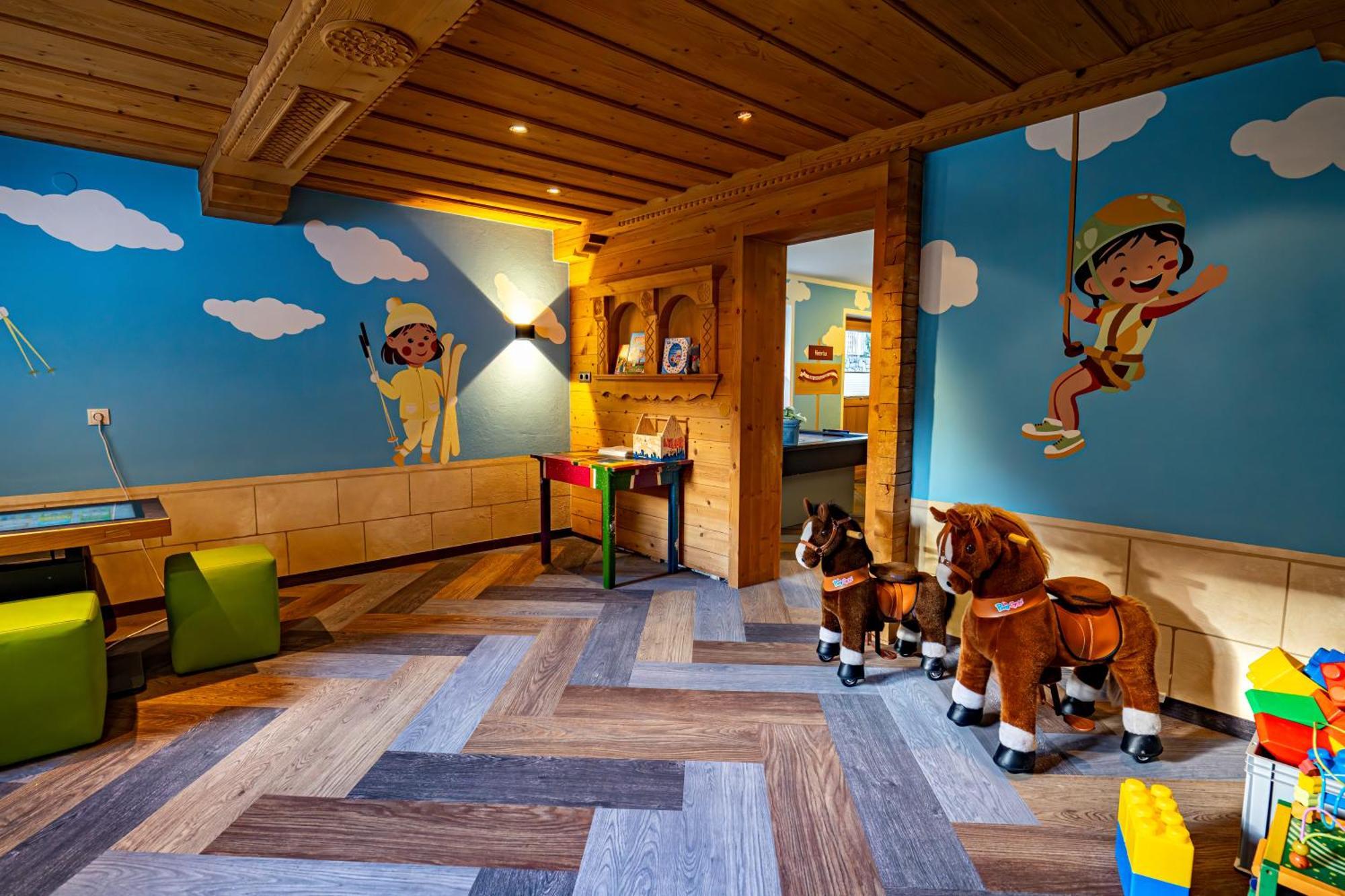 Hotel Kirchbichlhof Хипах Екстериор снимка